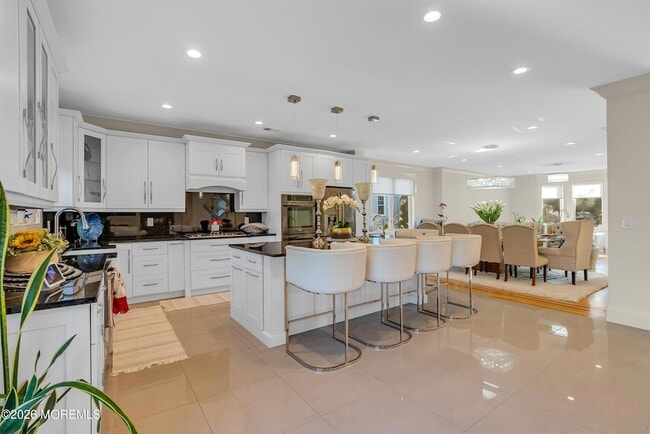 Building Photo - 243 Overbrook Ave