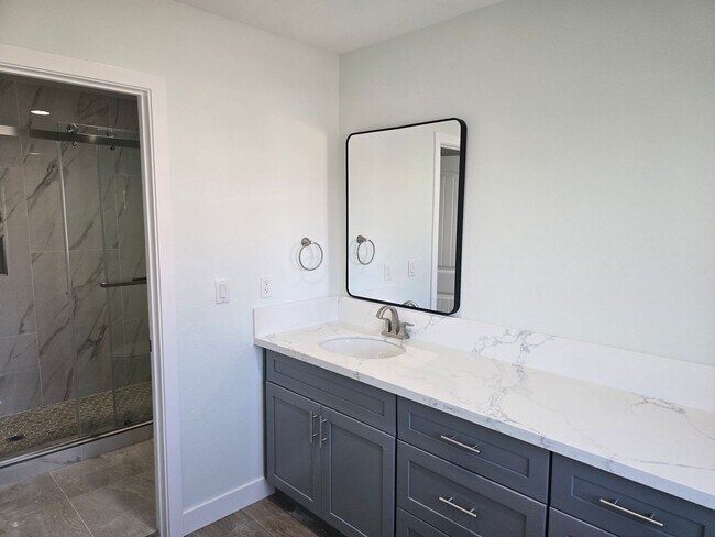 Building Photo - Fully Remodeled 4-Bedroom, 3-Bath Rental H...