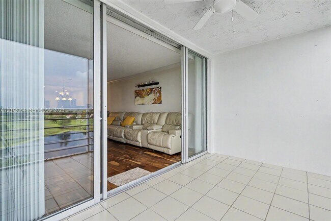 Building Photo - 3090 N Course Dr