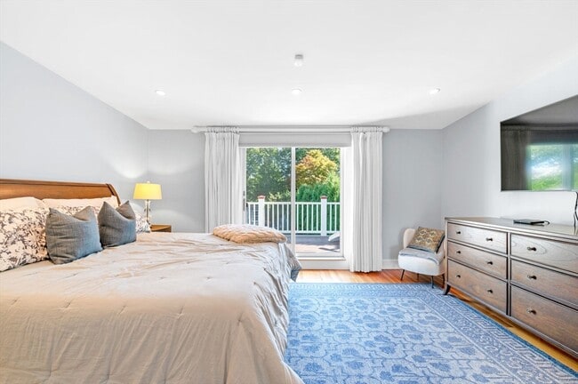 Building Photo - 59 Harbor Ave