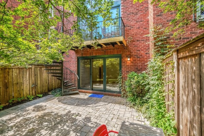 Building Photo - 3927 Georgetown Ct NW