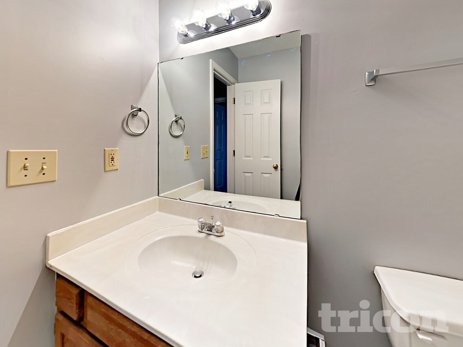 Building Photo - 233 Barger Cir