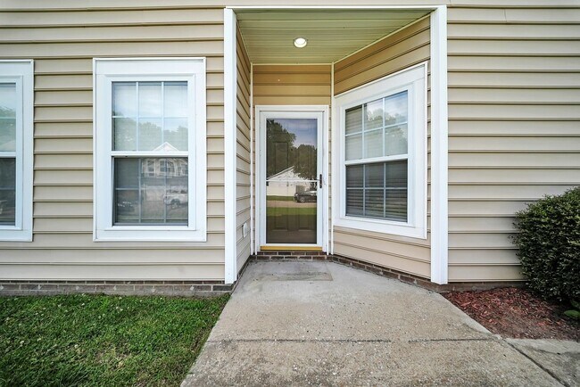 Building Photo - 408 Holmes Blvd