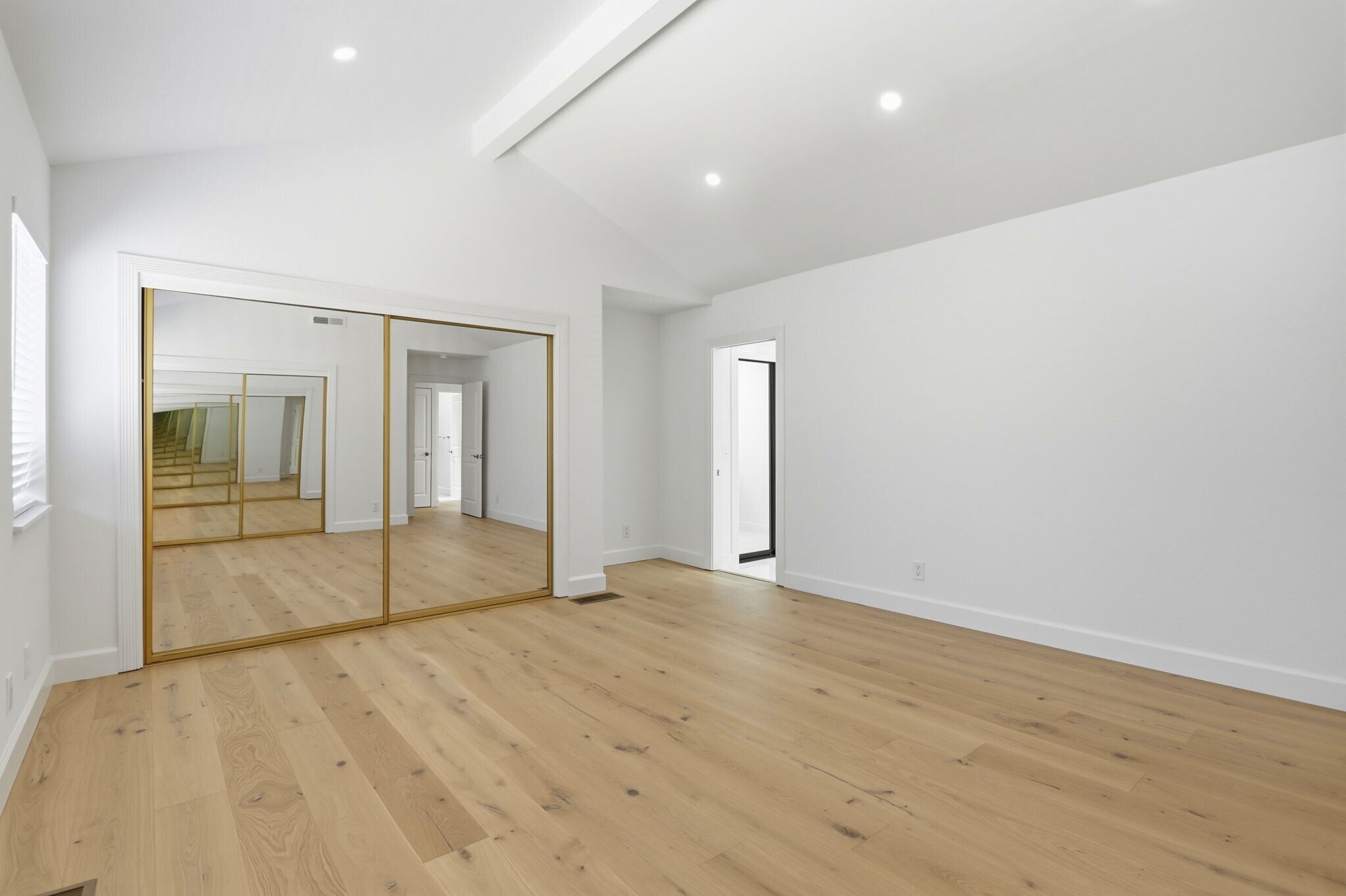 Building Photo - 1104 Lautrec Ter