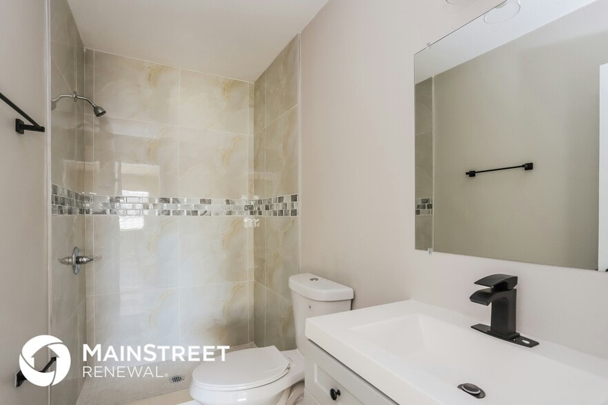 Building Photo - 3750 Mendocino St