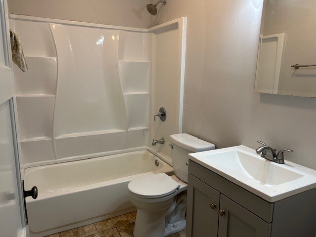 Building Photo - 404 Valley View Dr