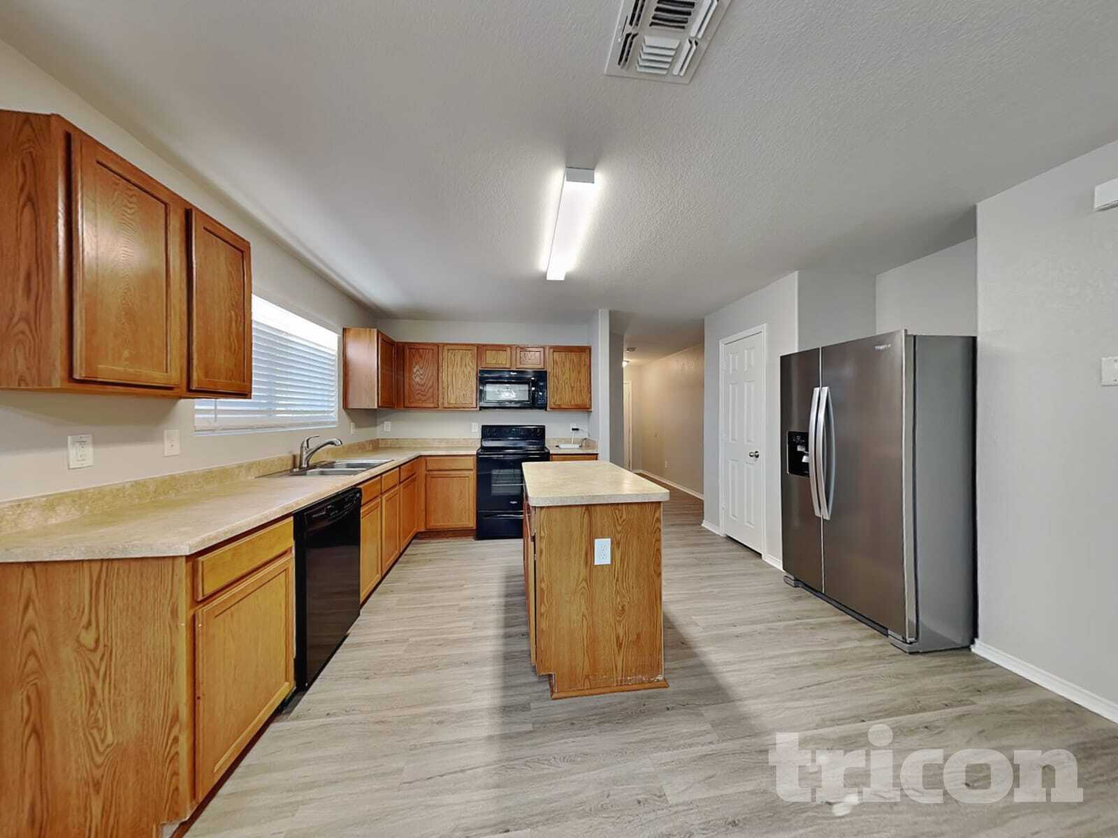 Building Photo - 9506 Lookover Bay