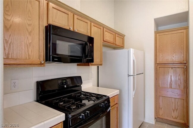 Building Photo - 1843 Thunder Mountain Dr