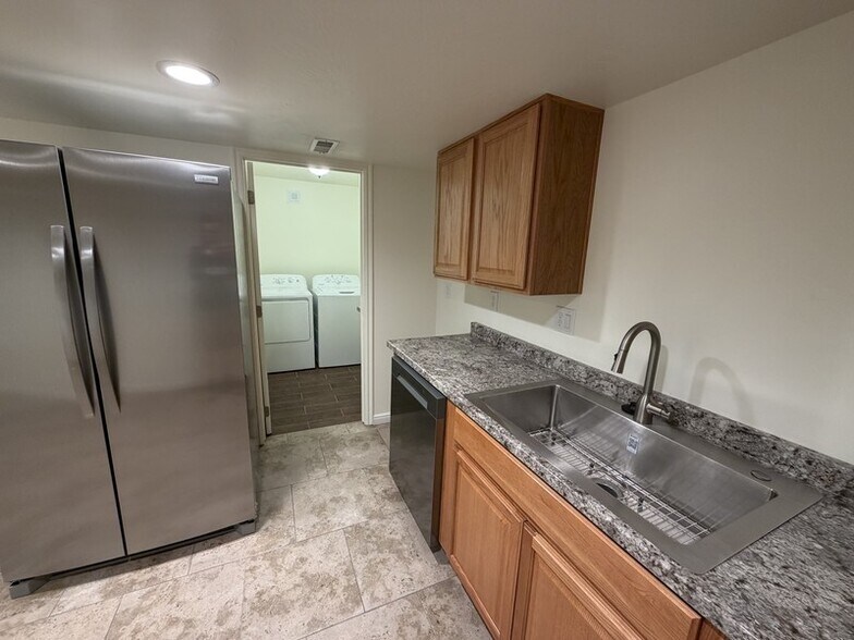 Building Photo - 14009 Old Dobbin Ln