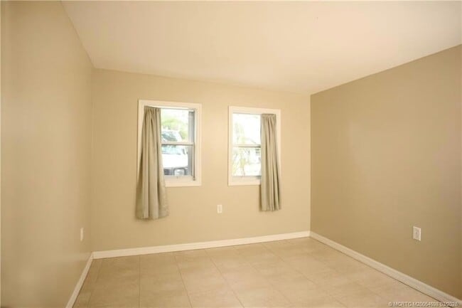 Building Photo - 3489 NE Linda Dr