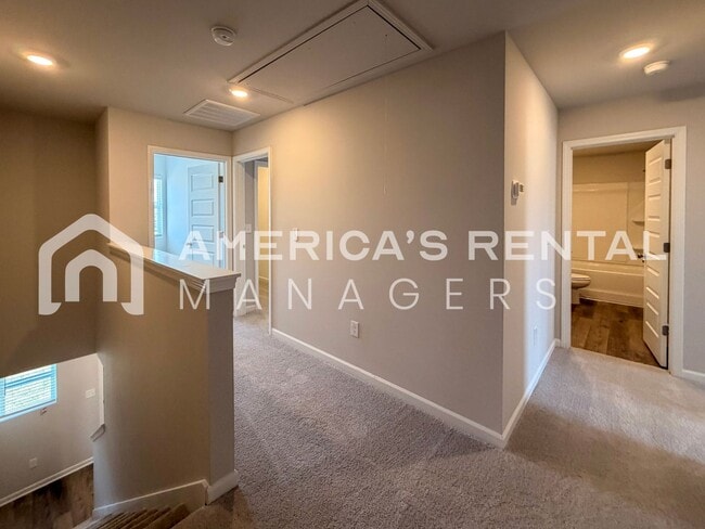 Building Photo - Brand New Living at Driftwood Townhomes!