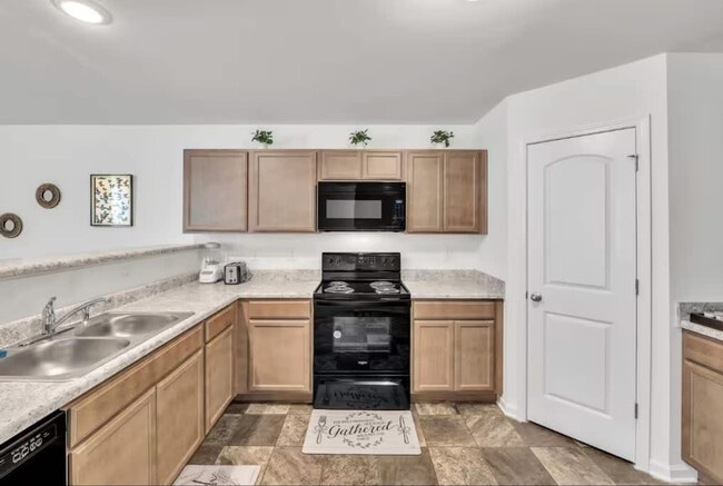 Building Photo - 2017 Peggy Joe Wy