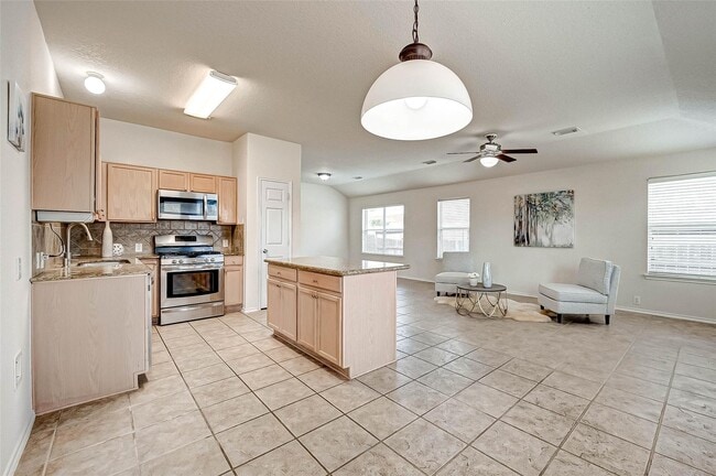 Building Photo - 10607 Sugar Trace Dr