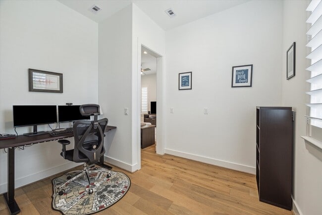 Building Photo - 930 Dunleigh Meadows Ln