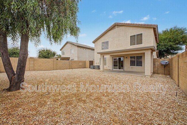 Building Photo - 1399 E Saguaro Trail