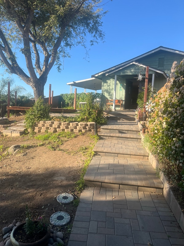 Building Photo - 730 Lonsdale Ln