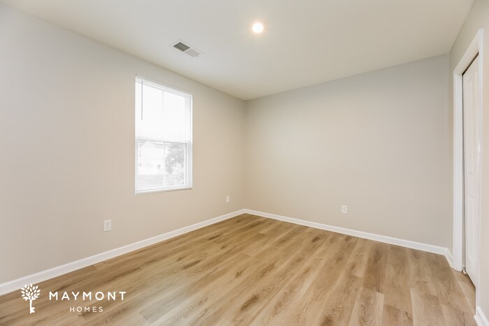 Building Photo - 111 Dunbartin Dr.
