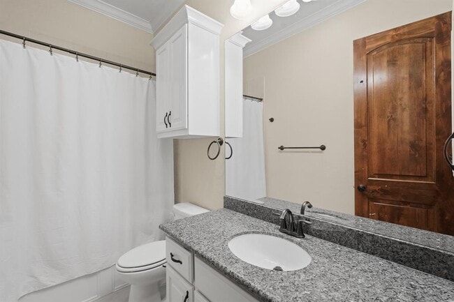 Building Photo - 11818 Montmarte Blvd