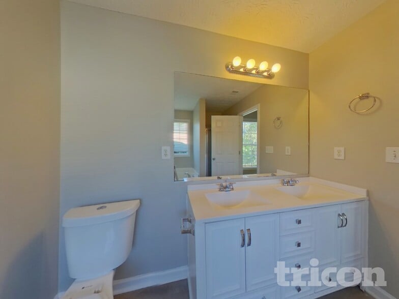 Building Photo - 255 Butler Bridge Cir