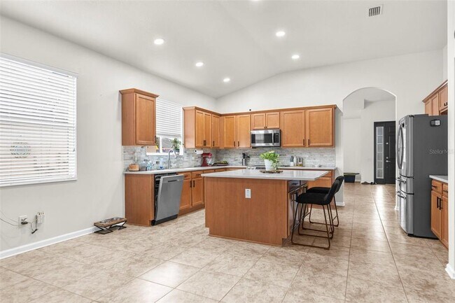 Building Photo - 14373 Wake Robin Dr