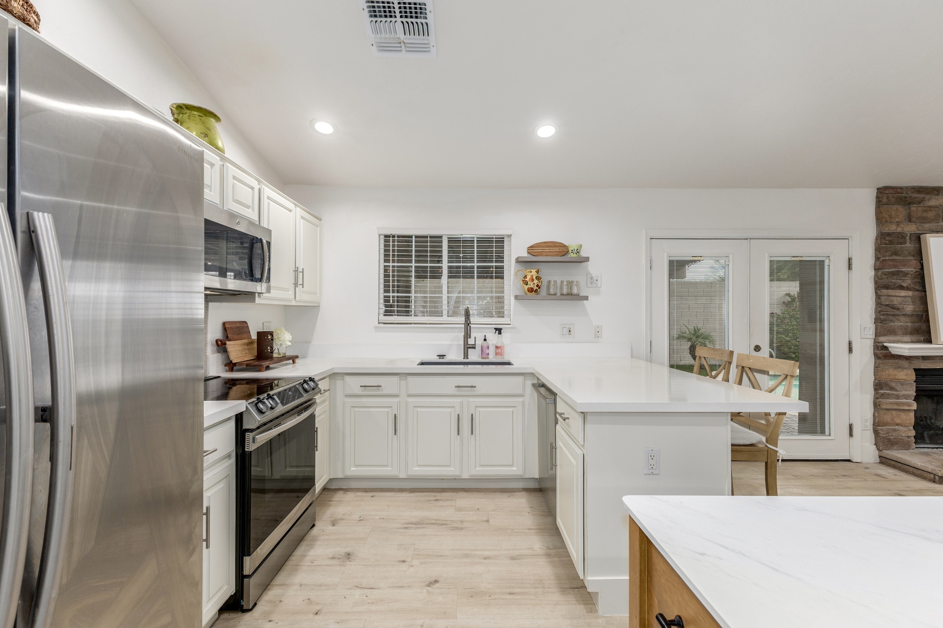 Building Photo - 15433 N 63rd St