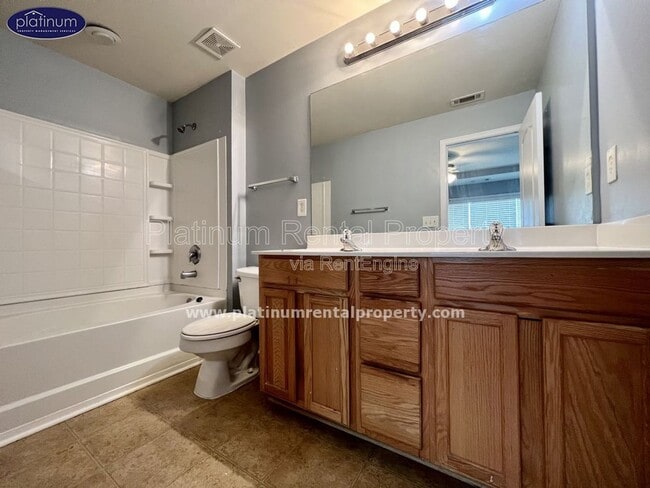 Building Photo - 1106 Treymont Ln SW