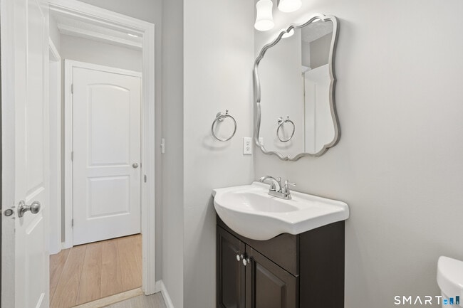 Building Photo - 84 Brookside Cir