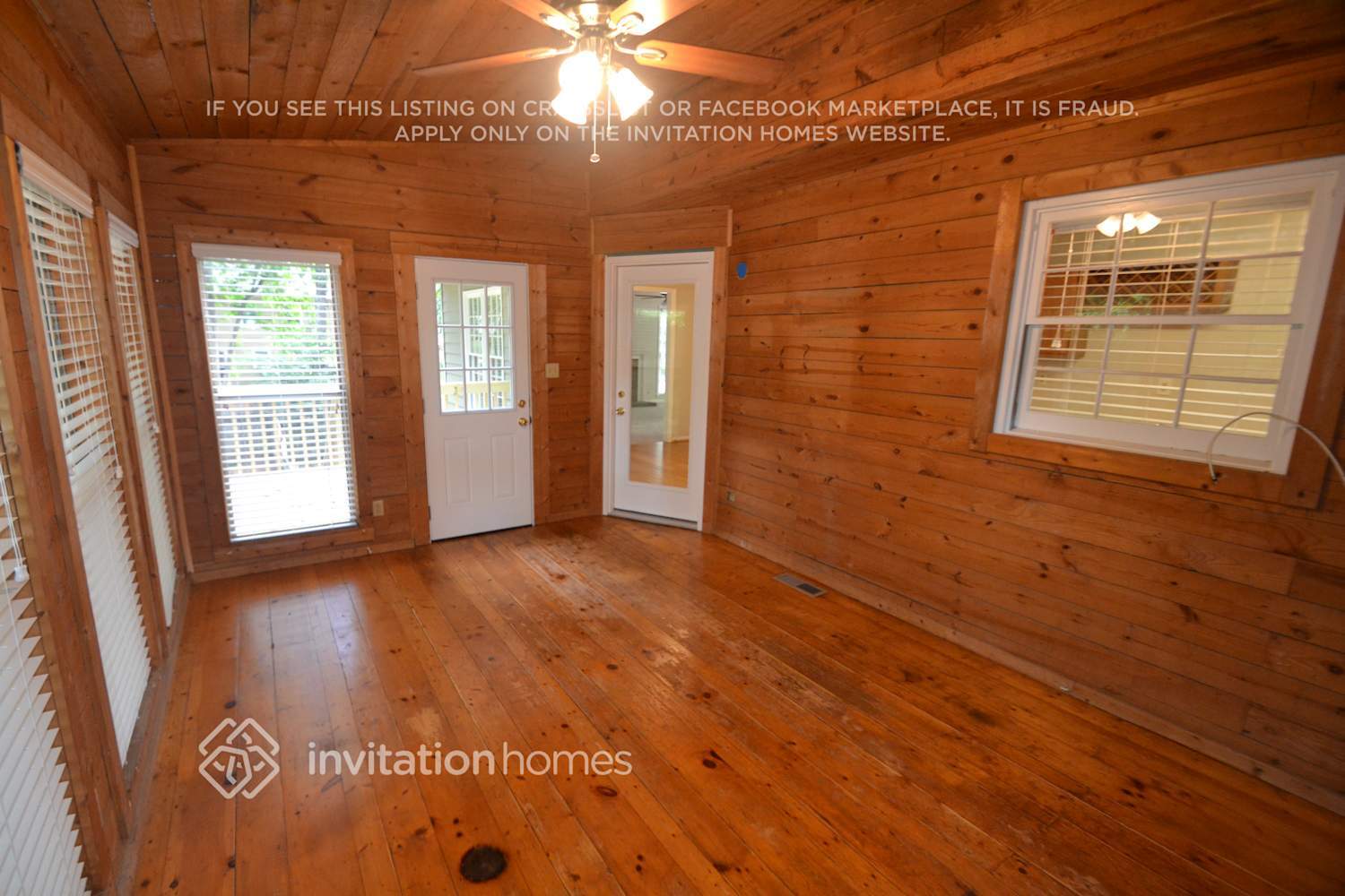 Building Photo - 3375 Dogwood Dr