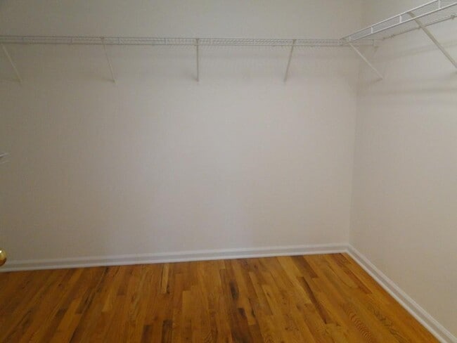 Building Photo - 1749 Highlands View Dr