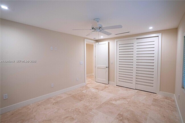 Building Photo - 4150 Monserrate St