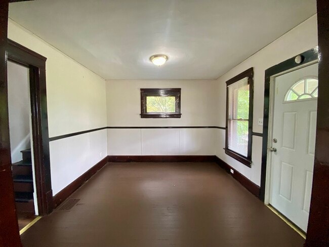 Building Photo - 664 Corley St