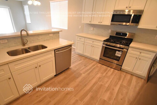 Building Photo - 7154 S Balboa Ct