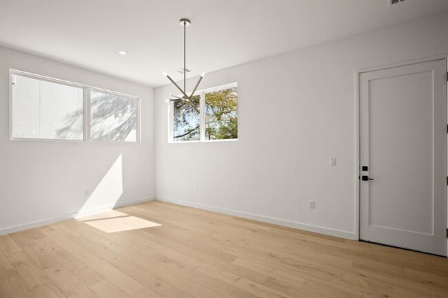 Building Photo - 1714 Woodland Ave