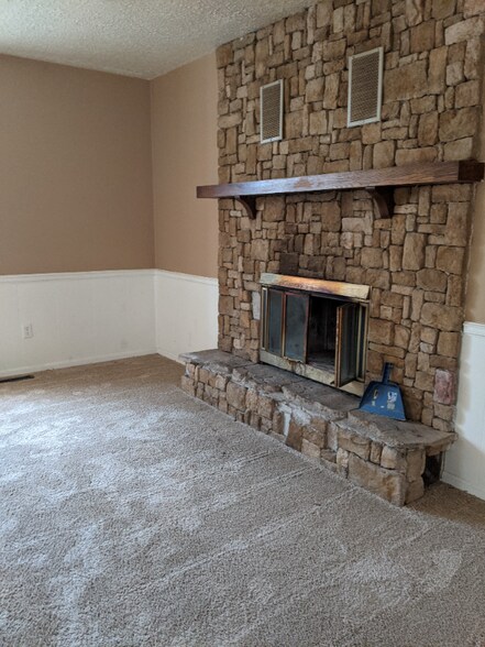 Building Photo - 1333 S Liberty St