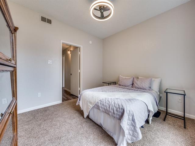 Building Photo - 1603 Marsh Ln