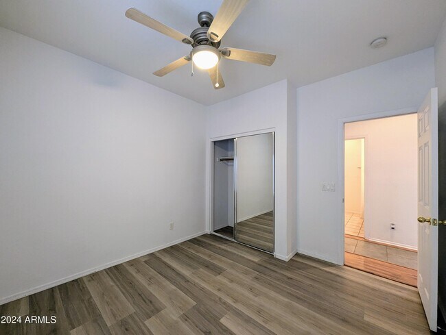Building Photo - 1530 E Branham Ln