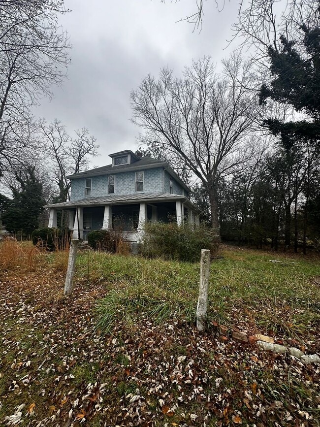 Building Photo - 86 Benson Dr