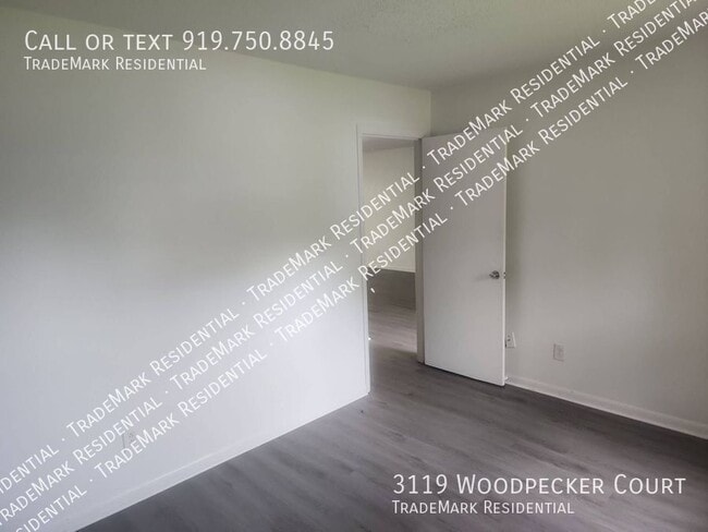 Building Photo - 3119 Woodpecker Ct
