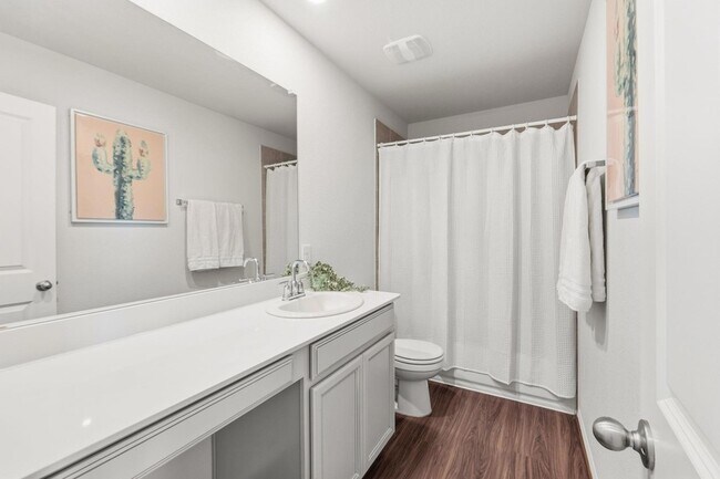 Building Photo - 13500 Rosebud Isle Dr