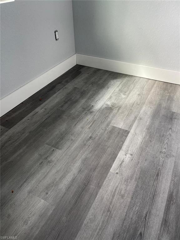 Building Photo - 319 Nicholas Pkwy W