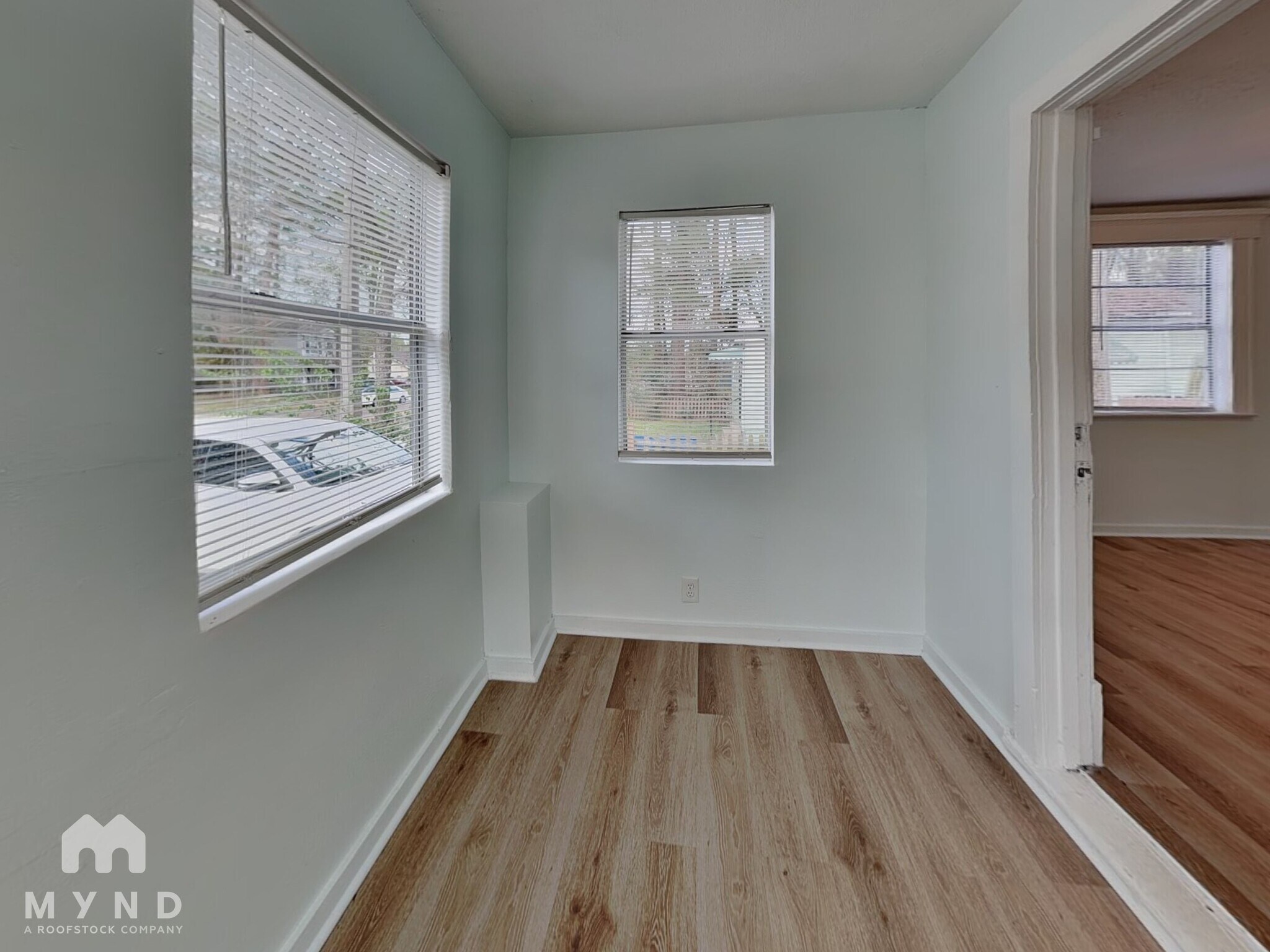 Building Photo - 2184 W 45th St