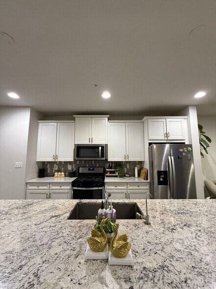 Building Photo - 22102 Cabin Branch Ave