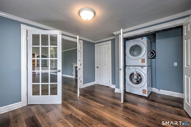 Building Photo - 31 Shawnee Rd