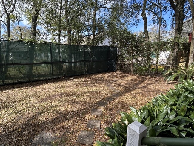 Building Photo - 2805 3rd St