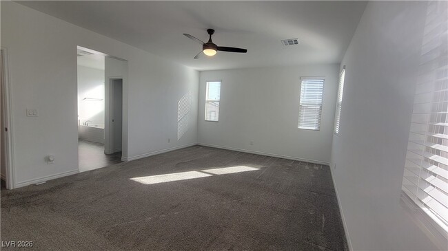 Building Photo - 1121 Cliff Castle Ave