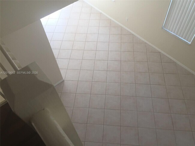 Building Photo - 15964 NW 12th Ct