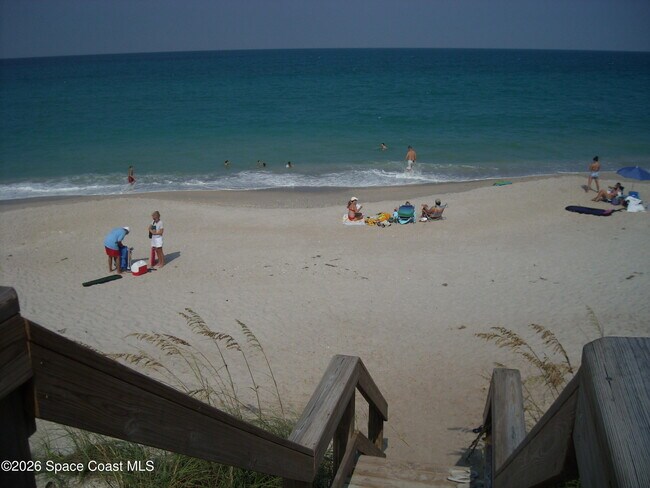 Building Photo - 3230 Beach View Way