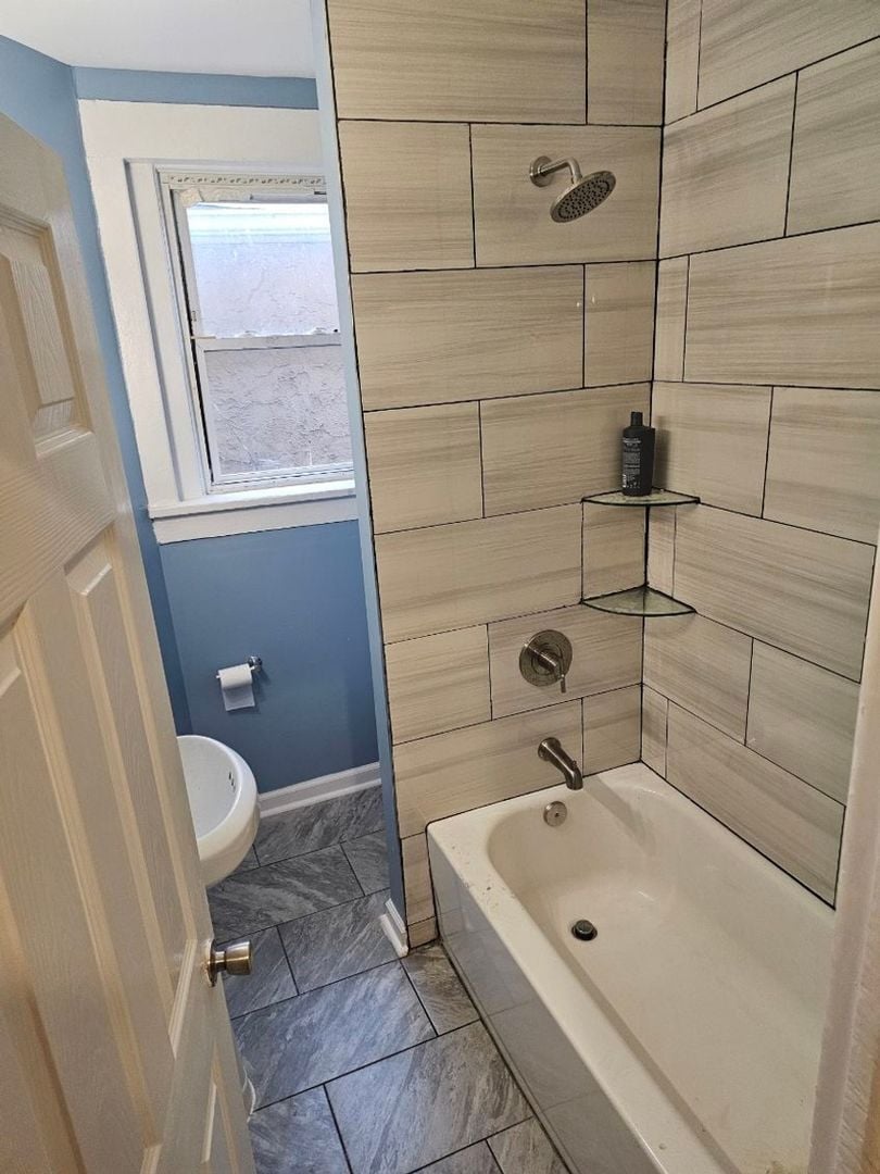 Building Photo - 58 S Main St