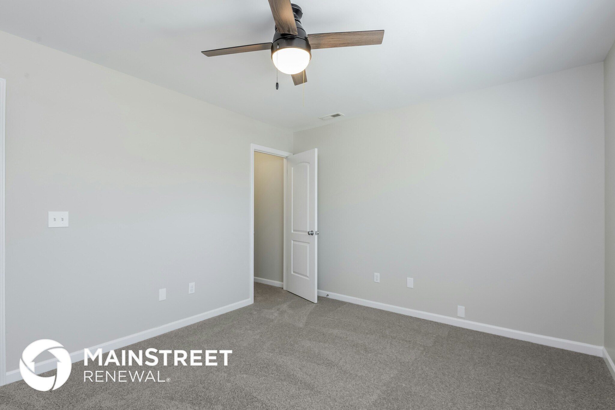 Building Photo - 3377 Tinley Park Dr