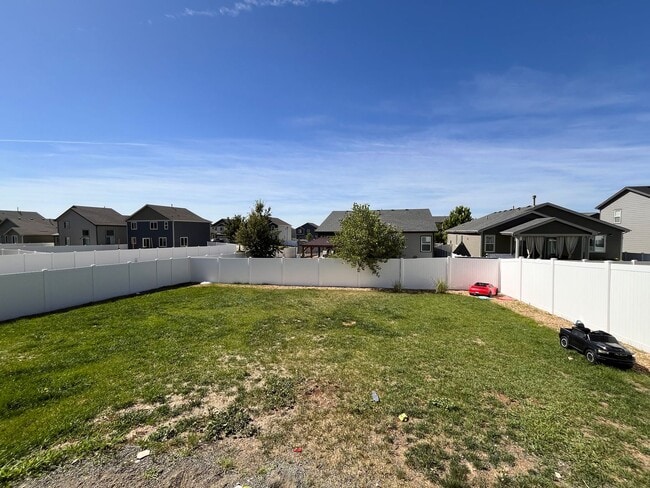 Building Photo - 1845 Tinker Dr
